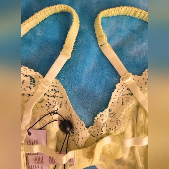 💚 38C For Love and Lemons Creamsicle Lace Underwire Bustier Bra 💚 - Picture 9 of 12